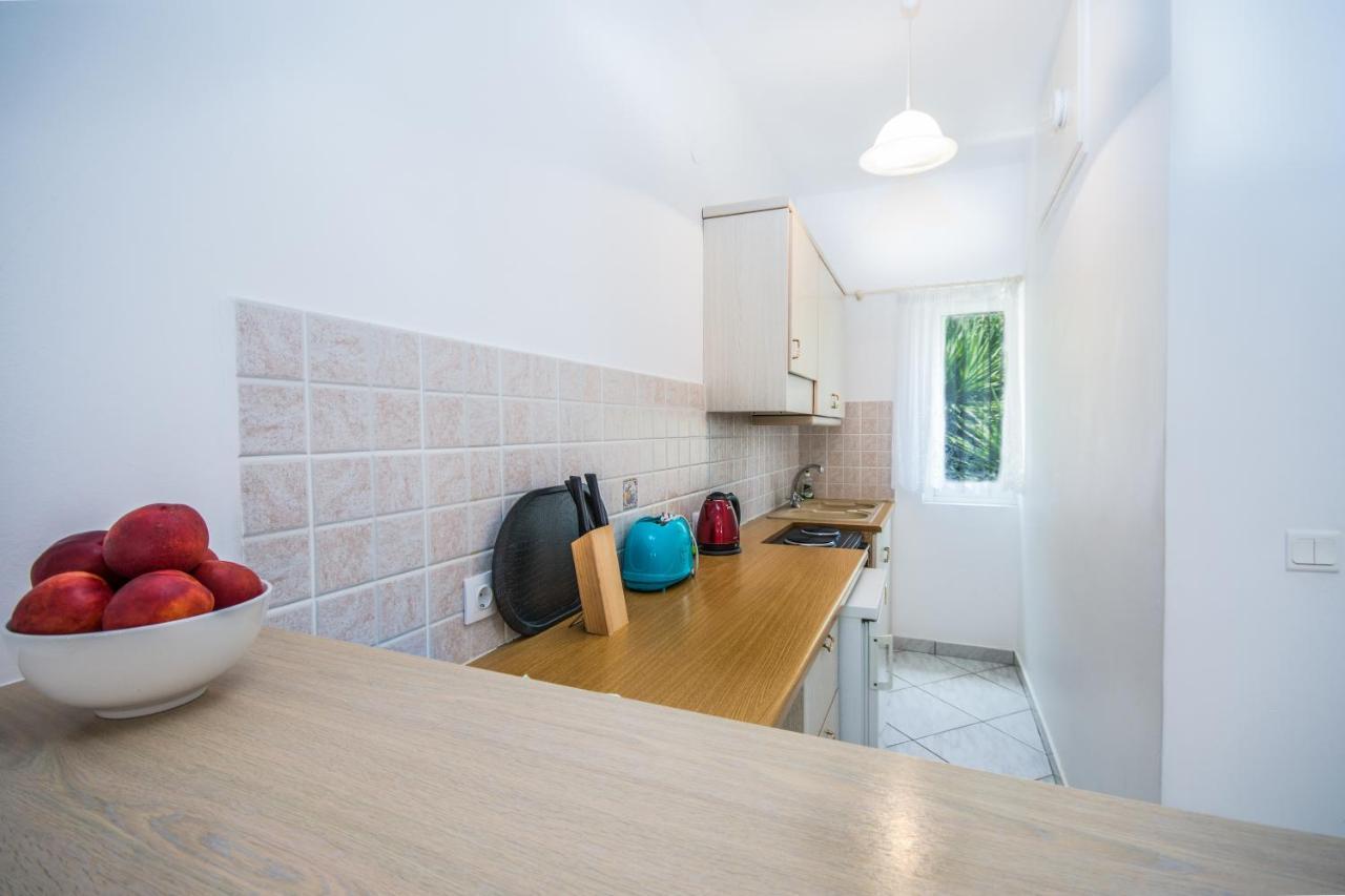 Irini Apartments And Studios Ájosz Górdiosz Kültér fotó